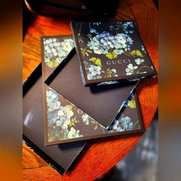 *BLUE GUCCI BLOOM GG Boxes! Stole/ Scarf Boxes For Sale! - Picture 2 of 2